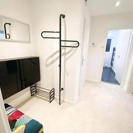 1-3 Pers. 0,9 Km Zum Zentrum - Moderne In