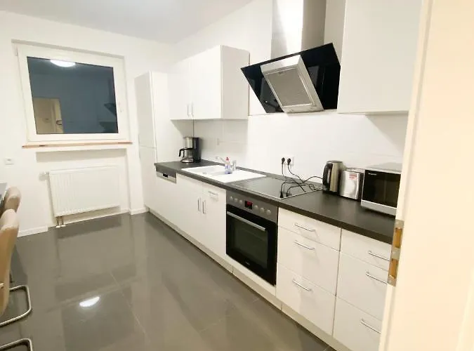 Appartement 1-3 Pers. 0,9 Km Zum Zentrum - Moderne In *