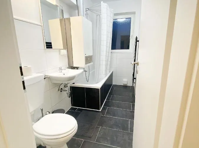 1-3 Pers. 0,9 Km Zum Zentrum - Moderne In